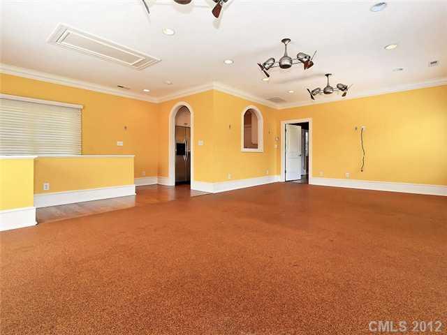 2418 Overhill Road Charlotte, NC 28211 - Photo 14 of 16
