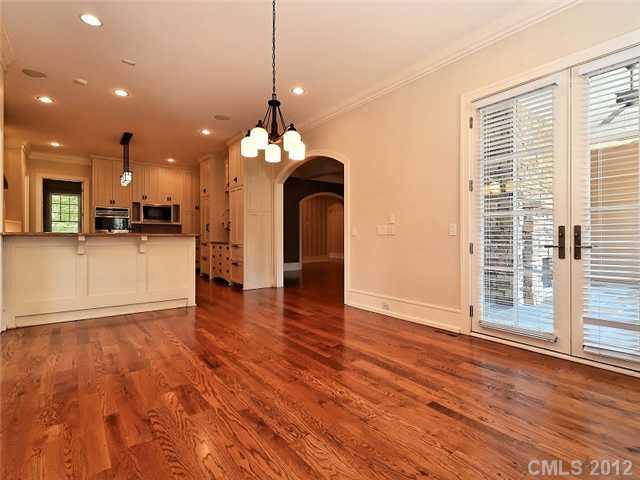 2418 Overhill Road Charlotte, NC 28211 - Photo 7 of 16
