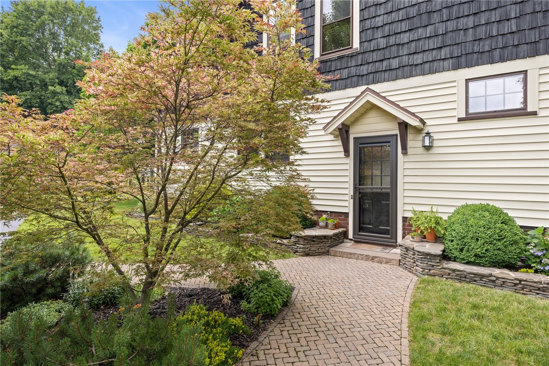489 Helendale Road Irondequoit, NY 14609 - Photo 6 of 50