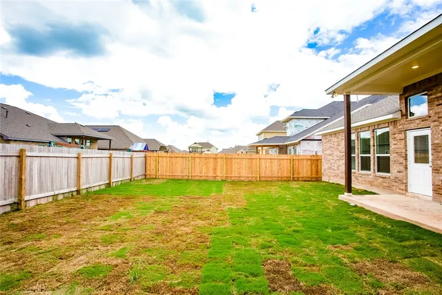 $2,395 | 112 Rebel Red Road, Liberty Hill, TX 78642