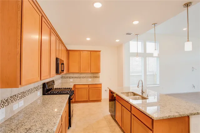 $2,395 | 112 Rebel Red Road, Liberty Hill, TX 78642