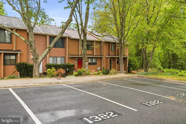 $3,200 | 1382 Almond Drive, Annapolis, MD 21409
