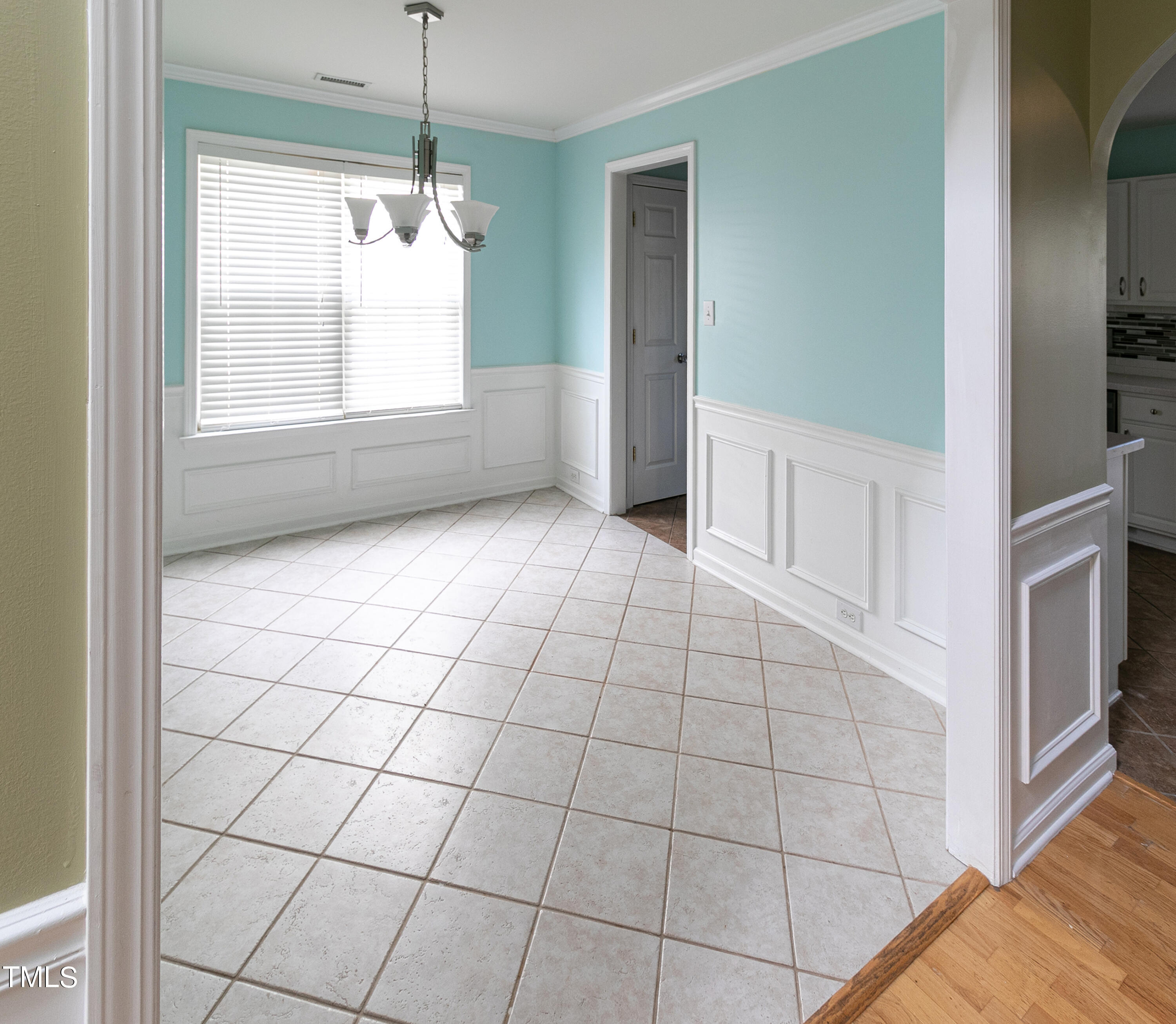 5509 Keowee Way Raleigh, NC 27616 - Photo 5 of 26 Keowee-010