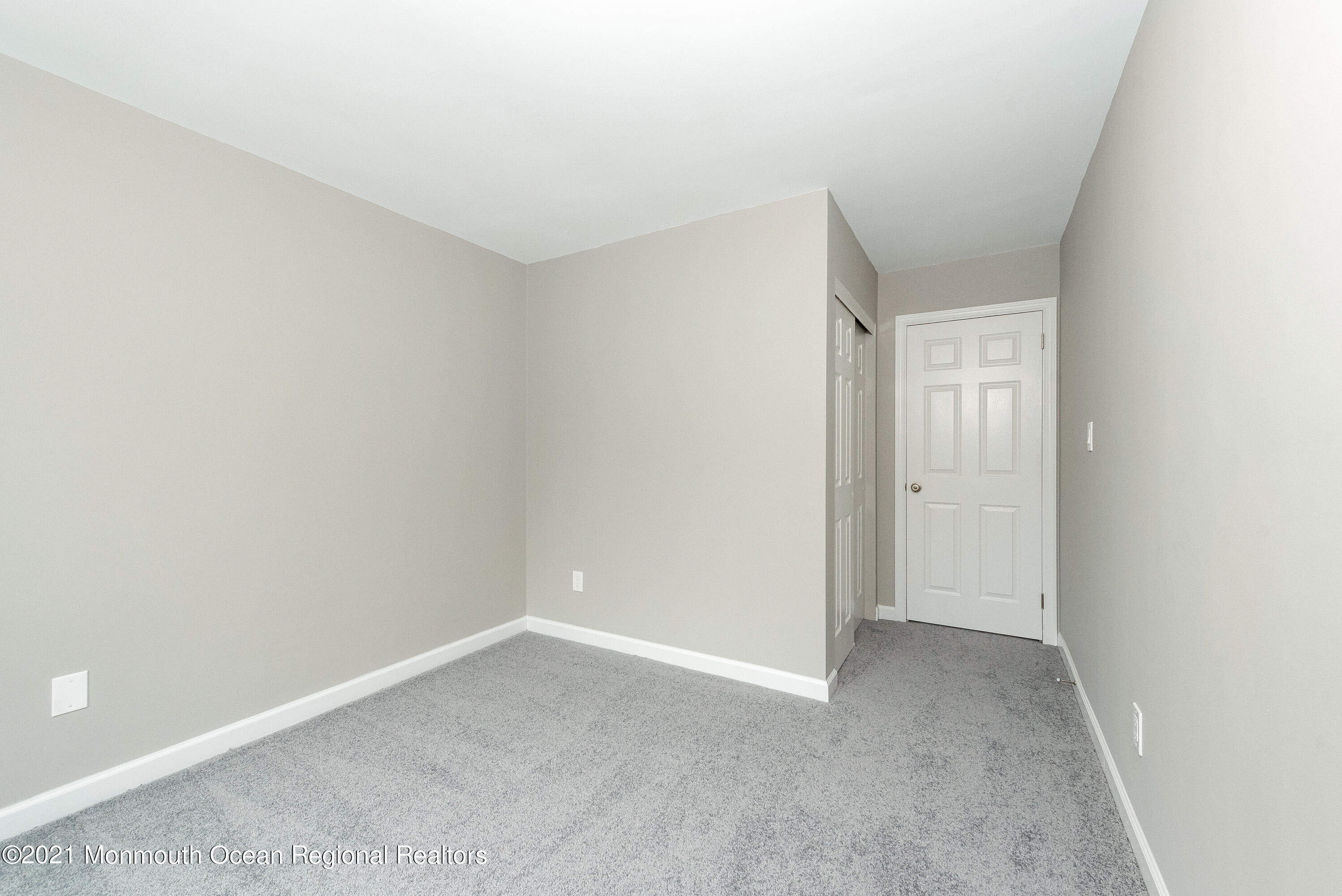14 Stuart Drive, Unit 5 Freehold, NJ 07728 - Photo 21 of 26 DSC_0078
