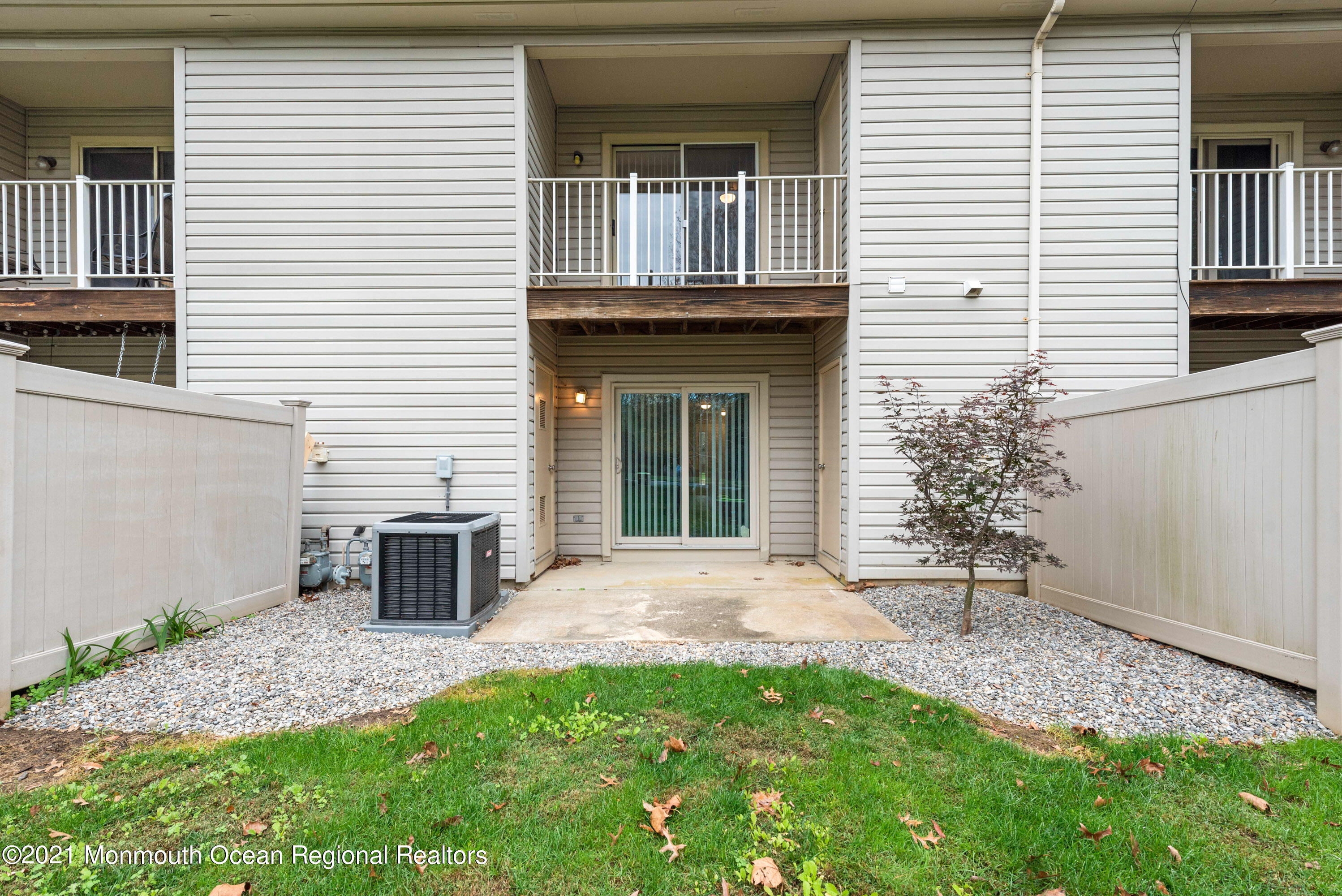 14 Stuart Drive, Unit 5 Freehold, NJ 07728 - Photo 23 of 26 DSC_9976