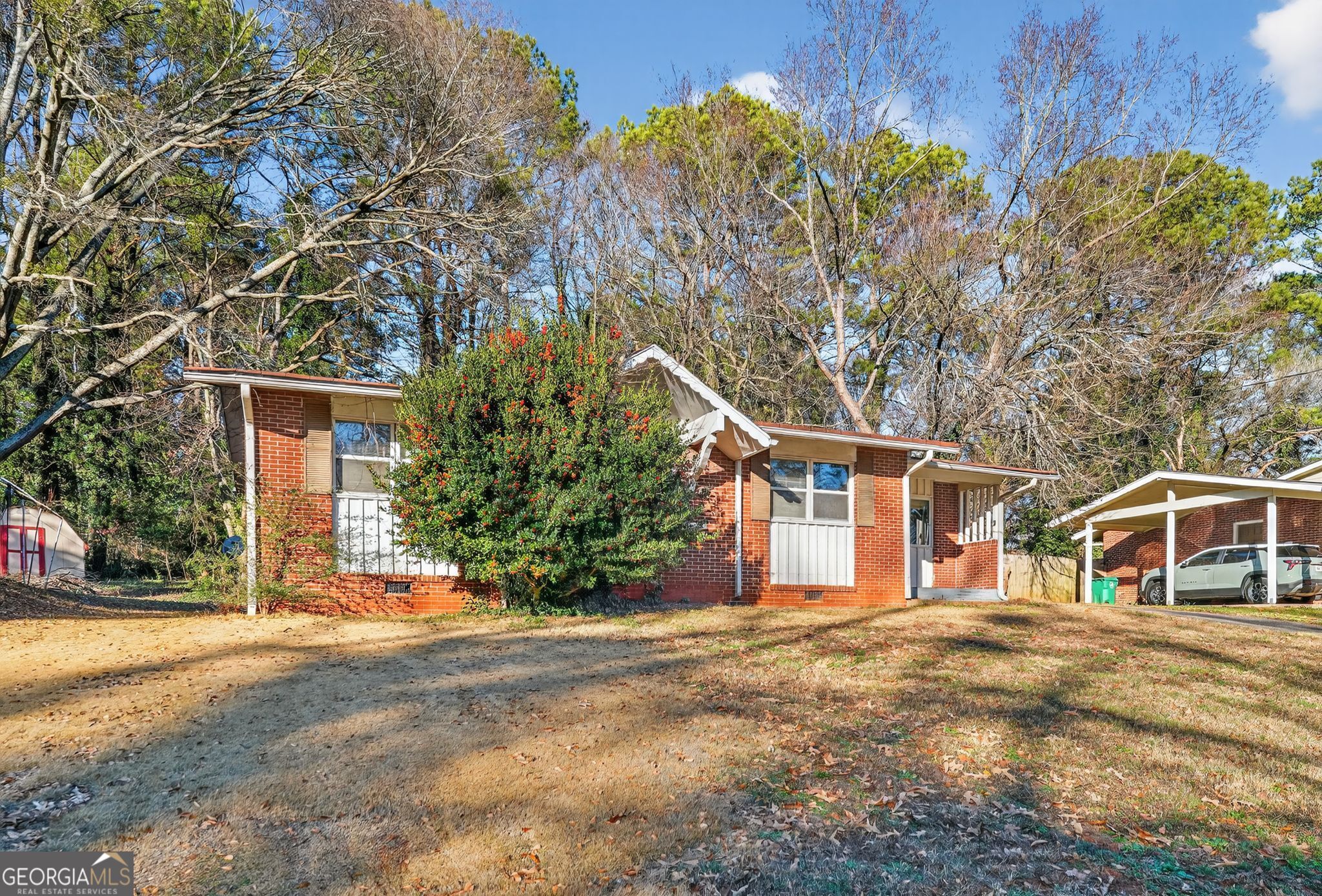 2522 Brentwood Court Decatur, GA 30032 - Photo 3 of 32 front view of house with a street
