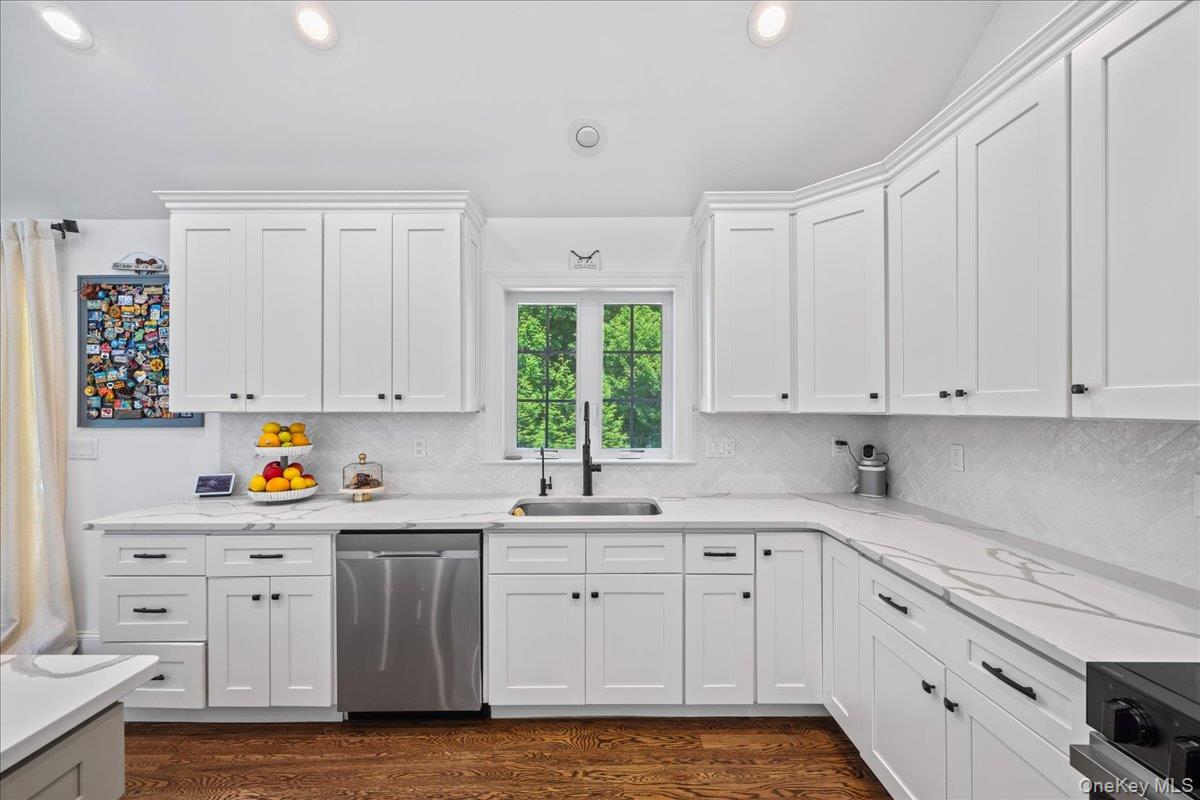 103 Teakettle Spout Road Mahopac, NY 10541 - Photo 9 of 50