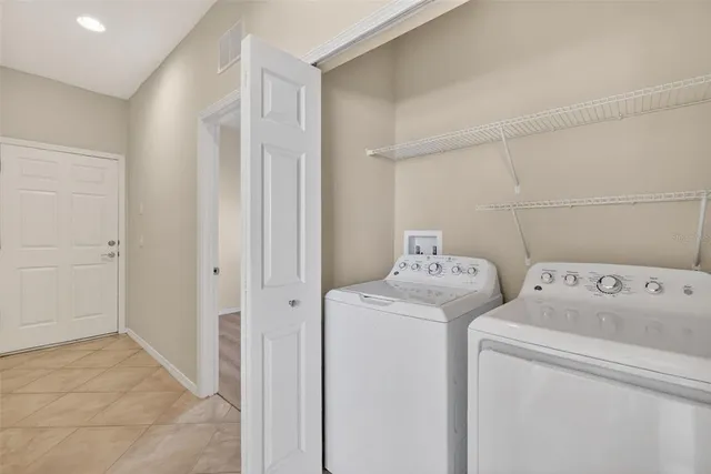 $309,900 | 21944 Belgian Court, Mount Dora, FL 32757