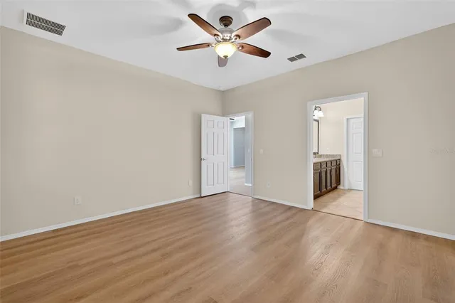 $309,900 | 21944 Belgian Court, Mount Dora, FL 32757