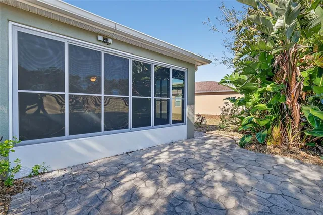 $309,900 | 21944 Belgian Court, Mount Dora, FL 32757