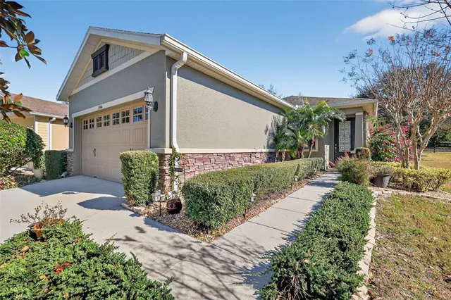 $309,900 | 21944 Belgian Court, Mount Dora, FL 32757