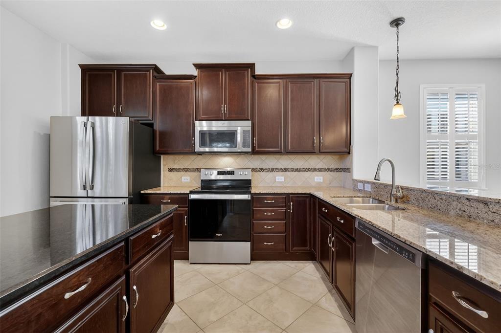 21944 Belgian Court Mount Dora, FL 32757 - Photo 10 of 57