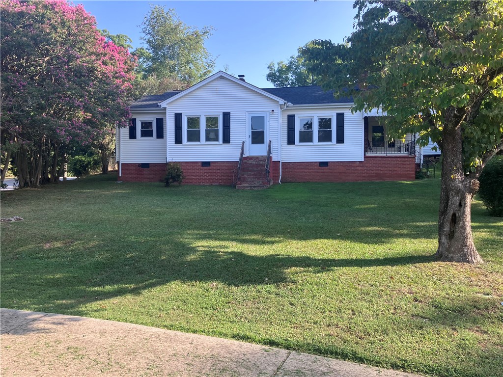 112 Maw Bridge Road Central, SC 29630 - Photo 1 of 13 Gallery Image 1