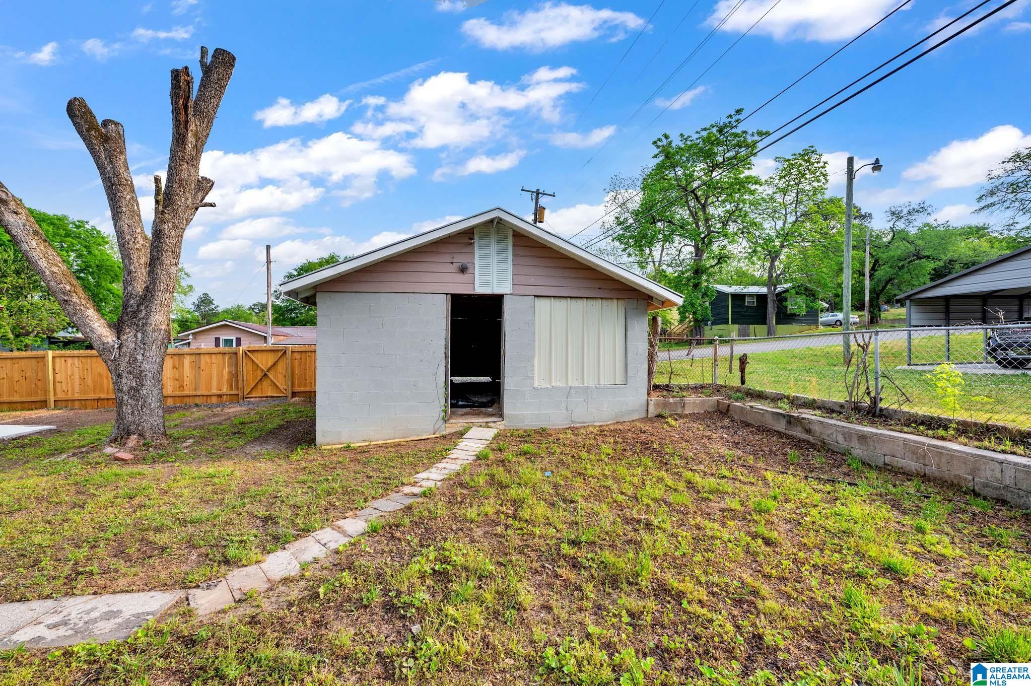 300 6th Street Docena, AL 35060 - Photo 27 of 31