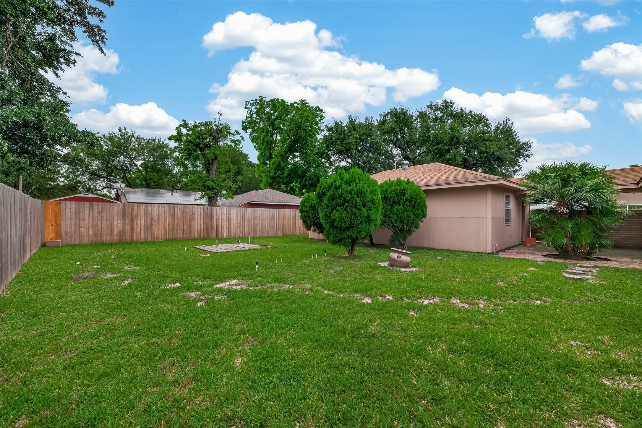 7102 Cerca Court Houston, TX 77086 - Photo 25 of 27