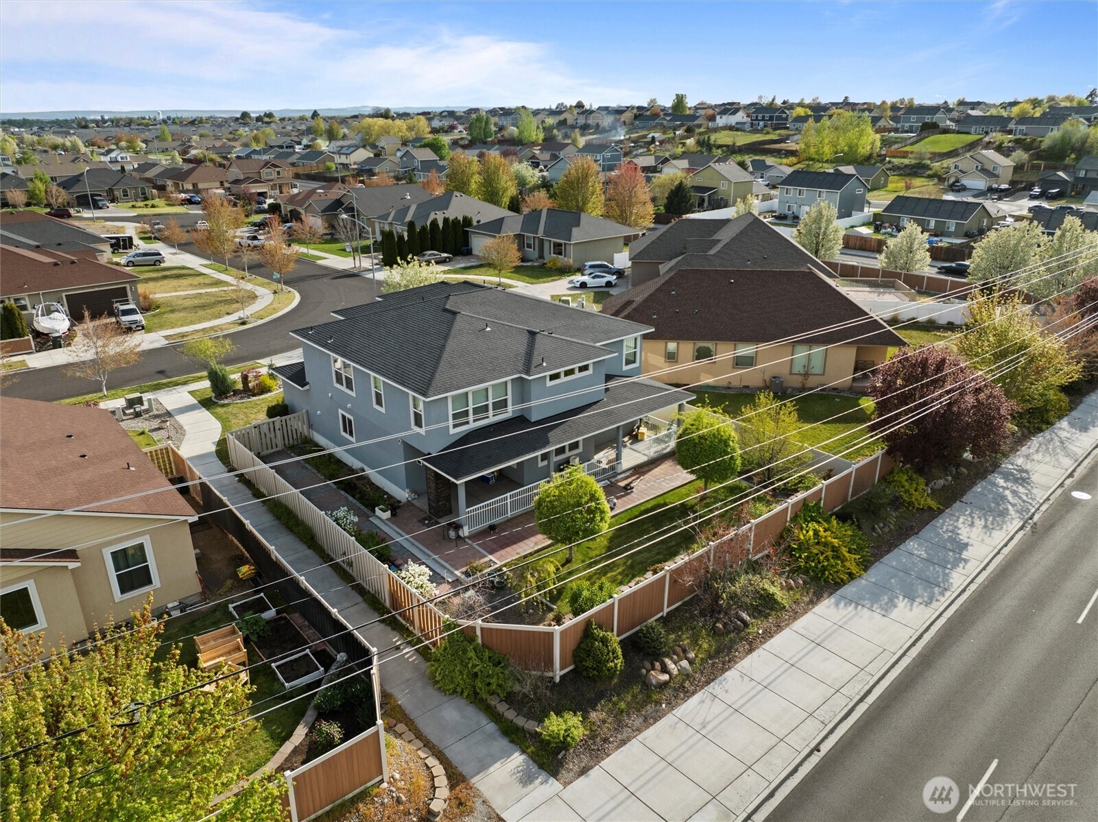 1124 Abbey Road Moses Lake, WA 98837 - Photo 5 of 39 Gallery Image 5