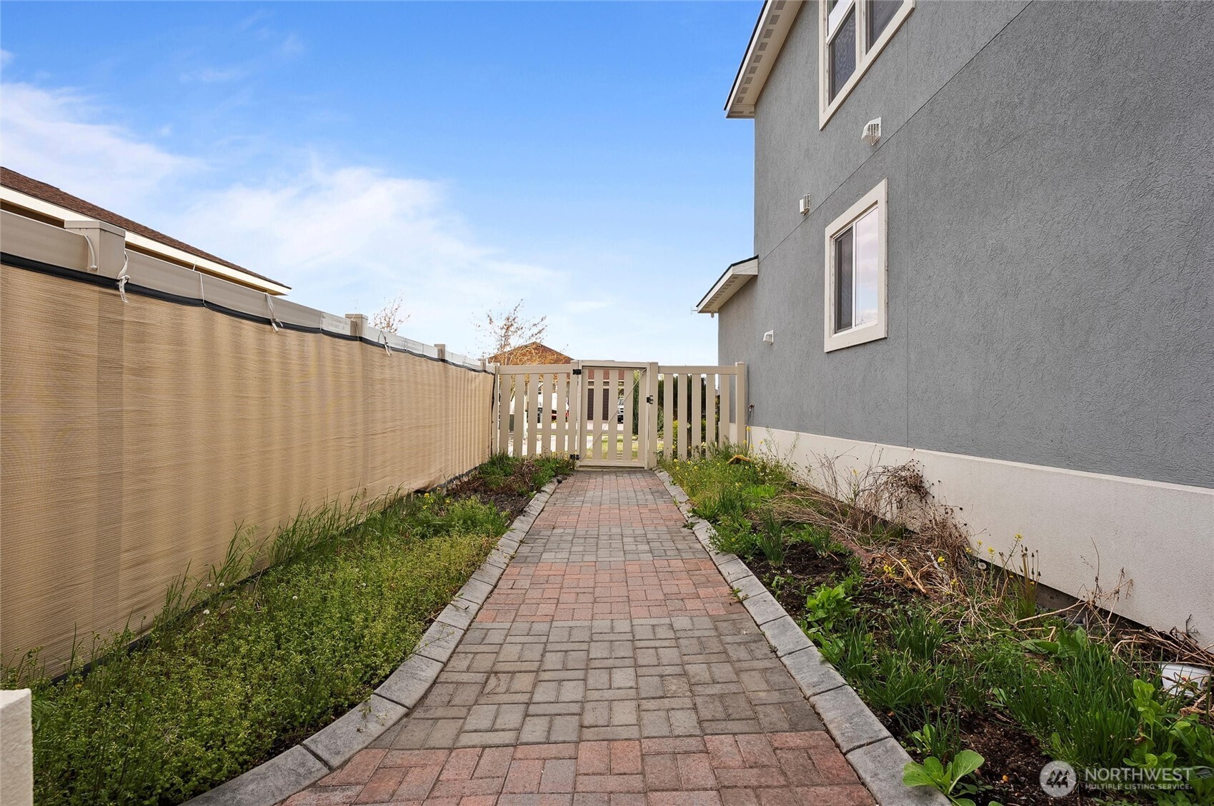 1124 Abbey Road Moses Lake, WA 98837 - Photo 8 of 39 Gallery Image 8