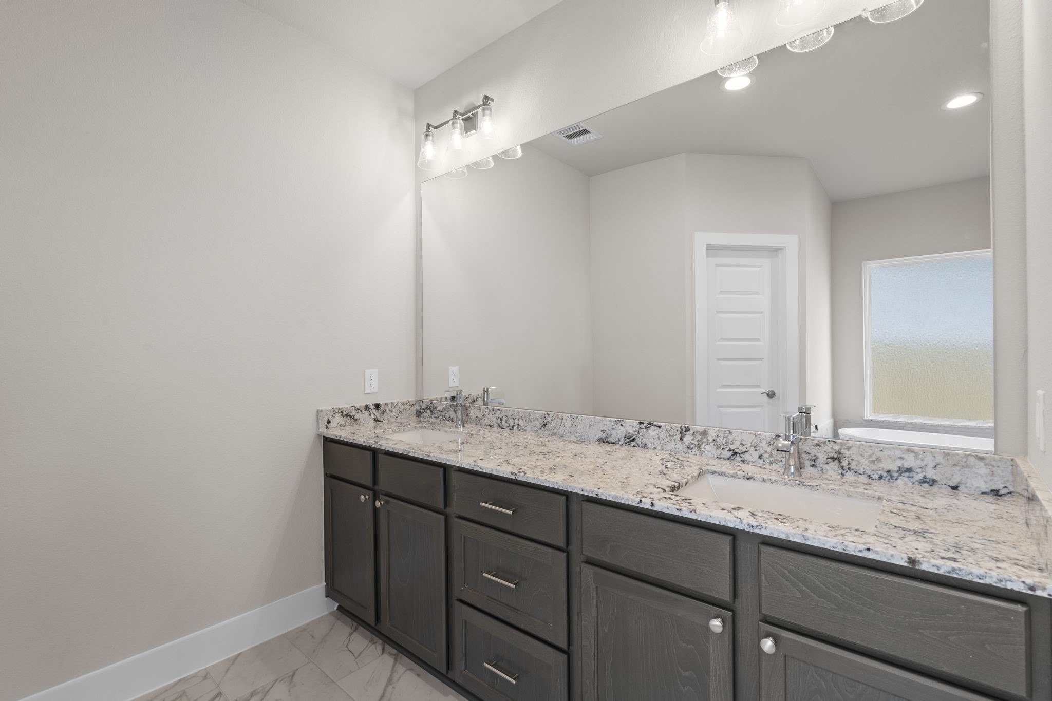 3406 Everglade Lane Rosenberg, TX 77471 - Photo 15 of 35 representative photo