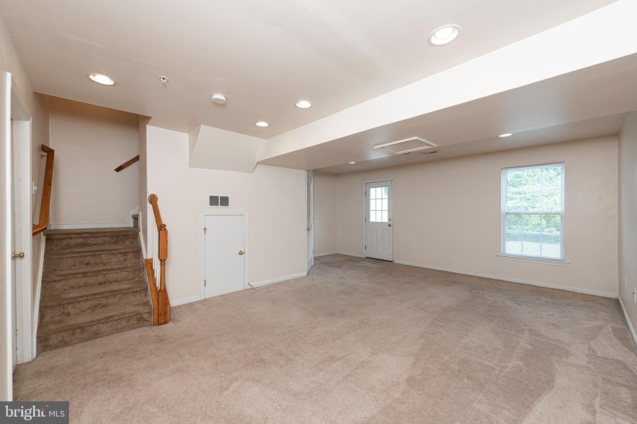 1805 Orchard View Road Reading, PA 19606 - Photo 20 of 32