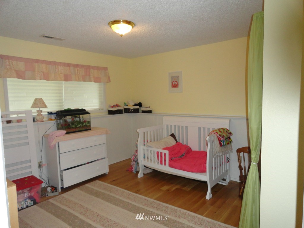 6140 Delphi Road Southwest Olympia, WA 98512 - Photo 5 of 15 Gallery Image 5