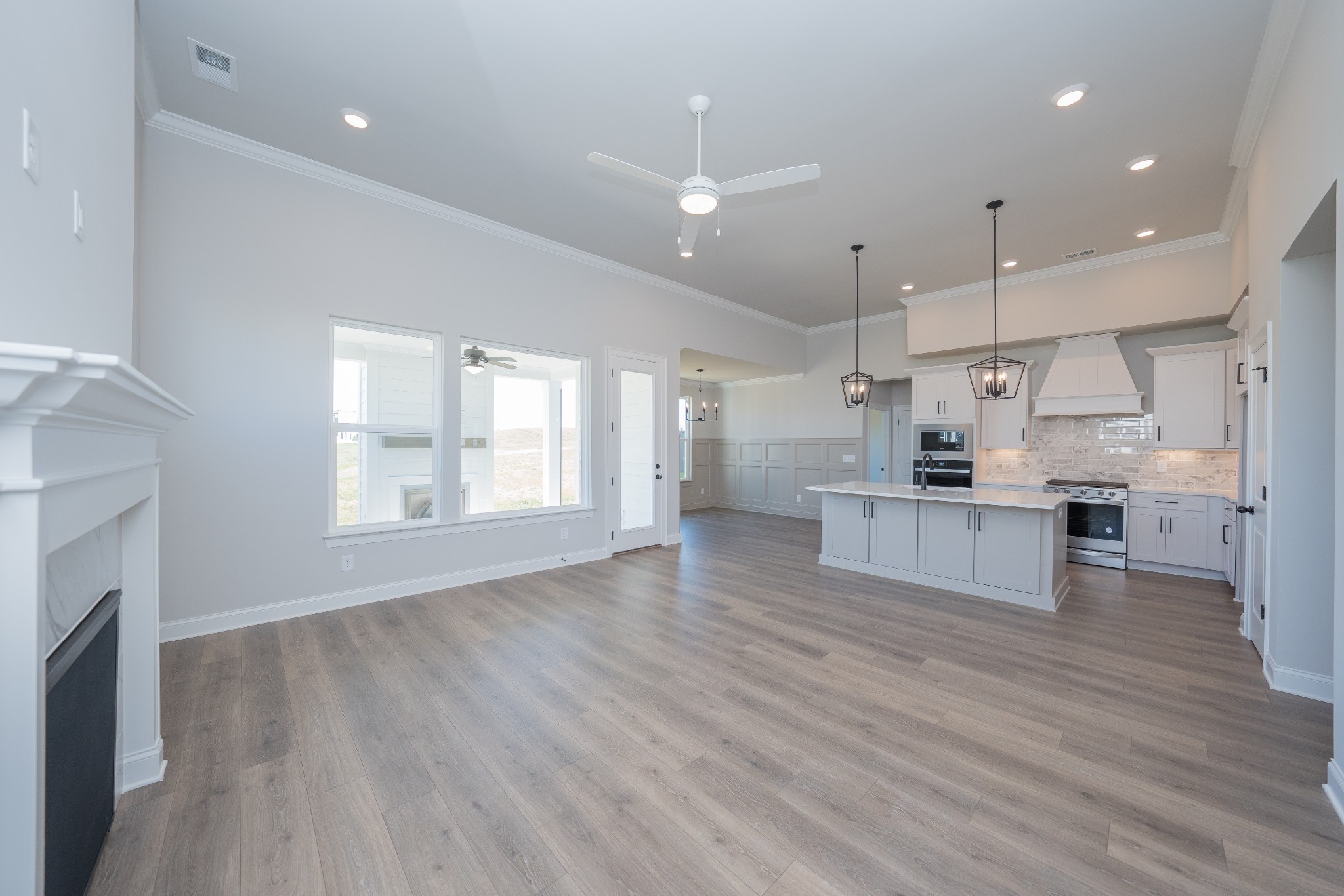 3033 Shandor St Spring Hill Spring Hill, TN 37174 - Photo 14 of 70