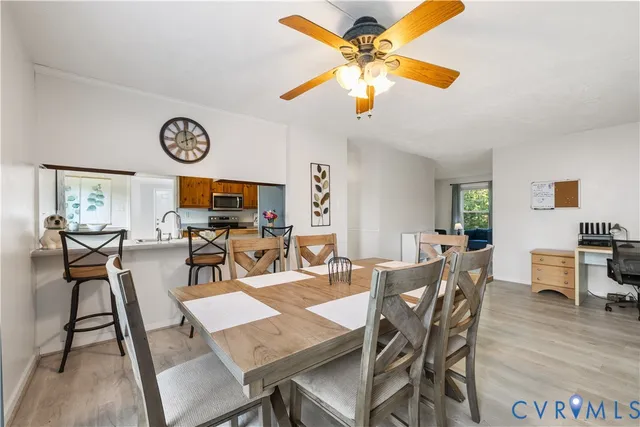 a view of a dining room and livingroom view