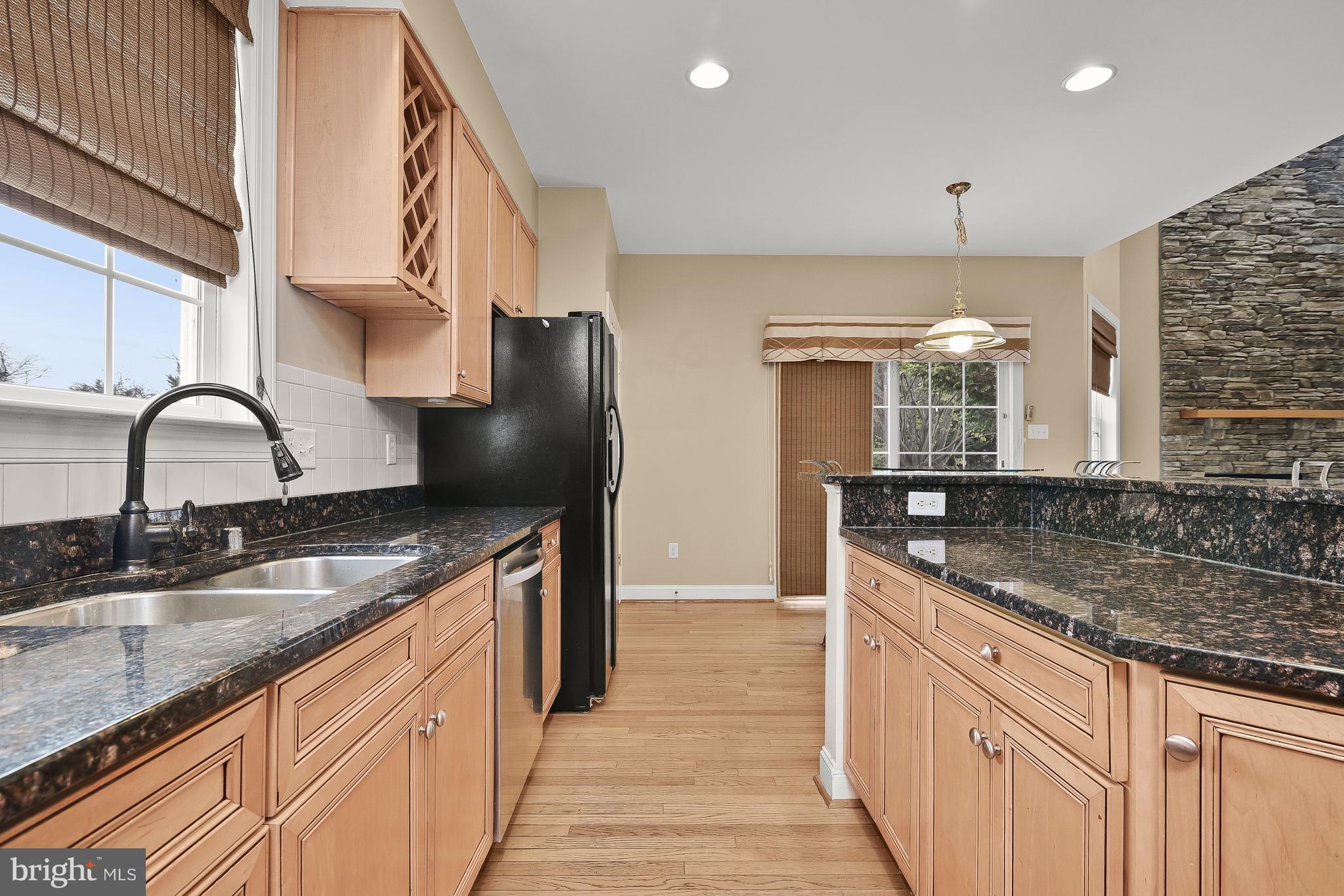 2219 Deer Park Road Finksburg, MD 21048 - Photo 16 of 65 Eat-In Kitchen