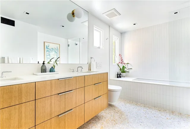 $30,000 | 1944 Ocean, Laguna Beach, CA 92651