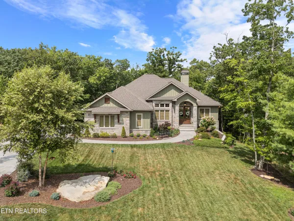 $964,900 | 143 Chestnut Ridge Lane, Crossville, TN 38558