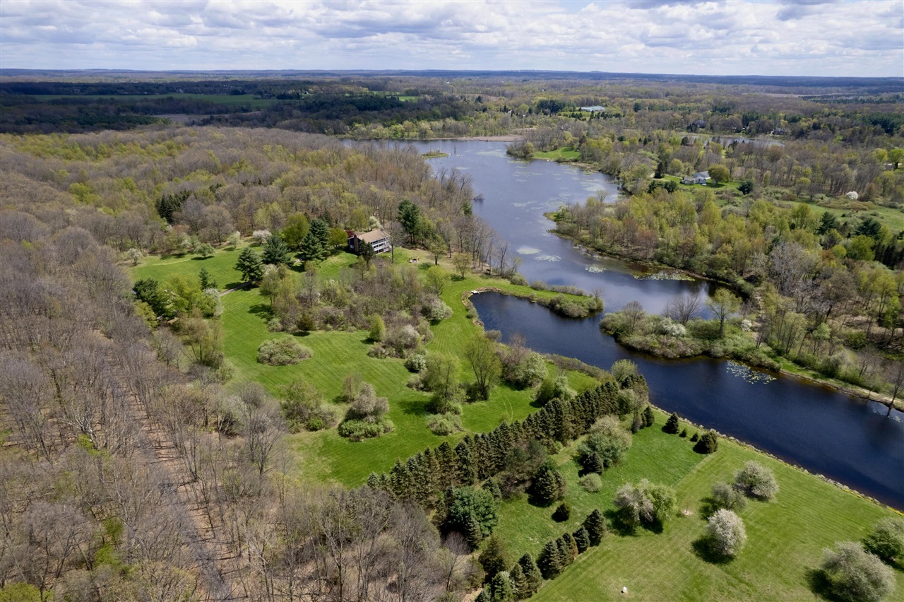 6270 Mack Road Howell, MI 48855 - Photo 2 of 86