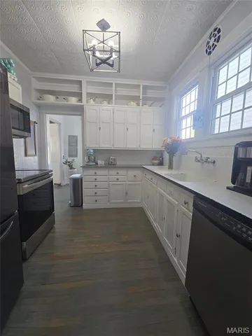 $242,000 | 713 North State Street, Jerseyville, IL 62052