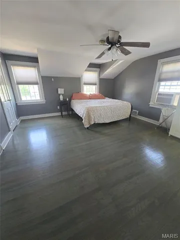 $242,000 | 713 North State Street, Jerseyville, IL 62052