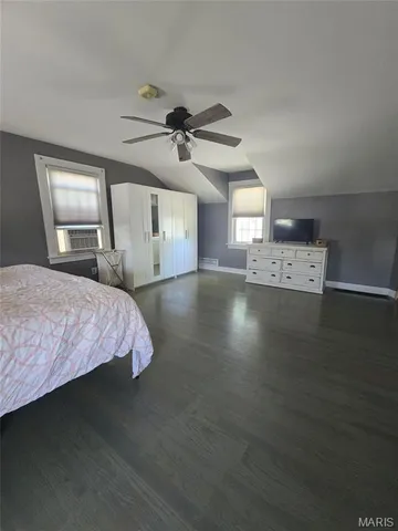 $242,000 | 713 North State Street, Jerseyville, IL 62052