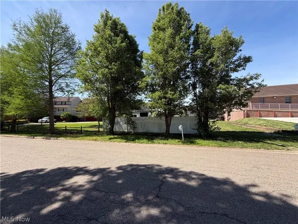 $500,000 | 205 5th Street, Marietta, OH 45750