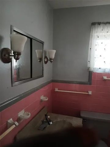 $285,000 | 131 West Atwater Avenue, Eustis, FL 32726