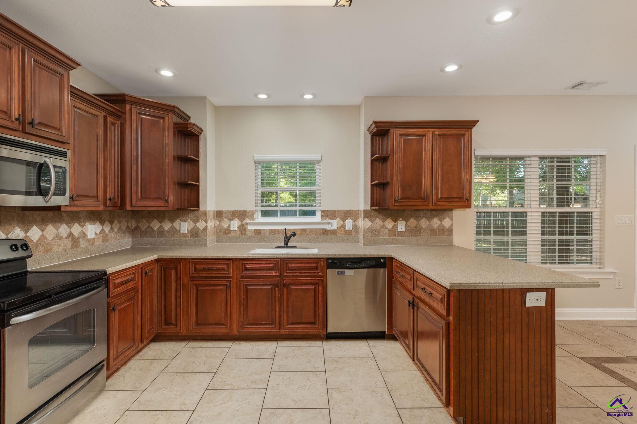 419 Morgan Ranch Circle Bonaire, GA 31005 - Photo 8 of 41