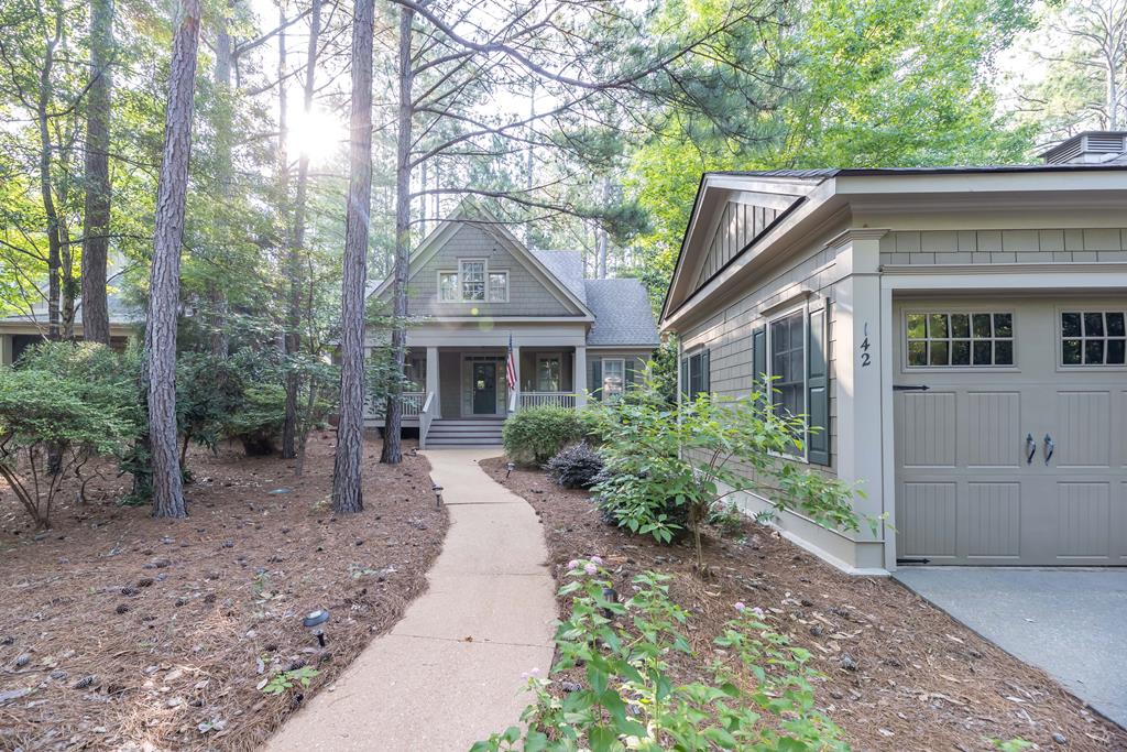 142 Maple Trace Pine Mountain, GA 31822 - Photo 47 of 61 front view of a house with a yard