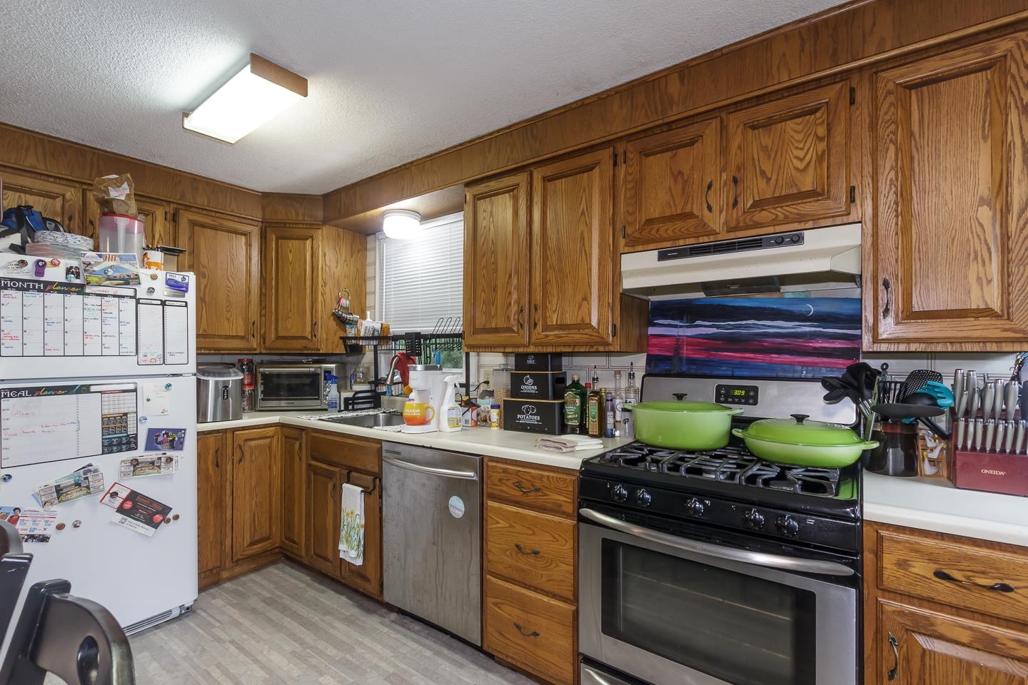 28 Back River Road Merrimack, NH 03054 - Photo 4 of 28