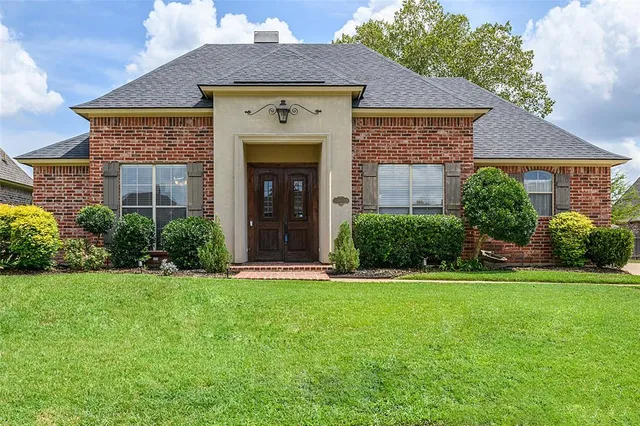 $369,900 | 10039 Loveland Court, Shreveport, LA 71106