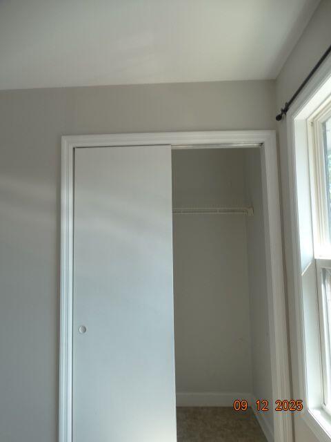 1325 Greendale Avenue, Unit 20 Fort Walton Beach, FL 32547 - Photo 26 of 30 a close view of closet with window