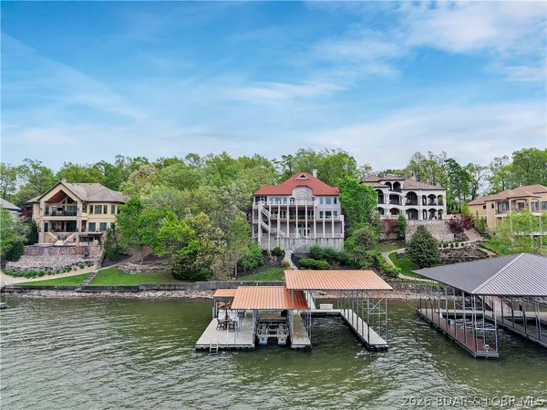 $2,650,000 | 489 Forestridge Lane, Sunrise Beach, MO 65079