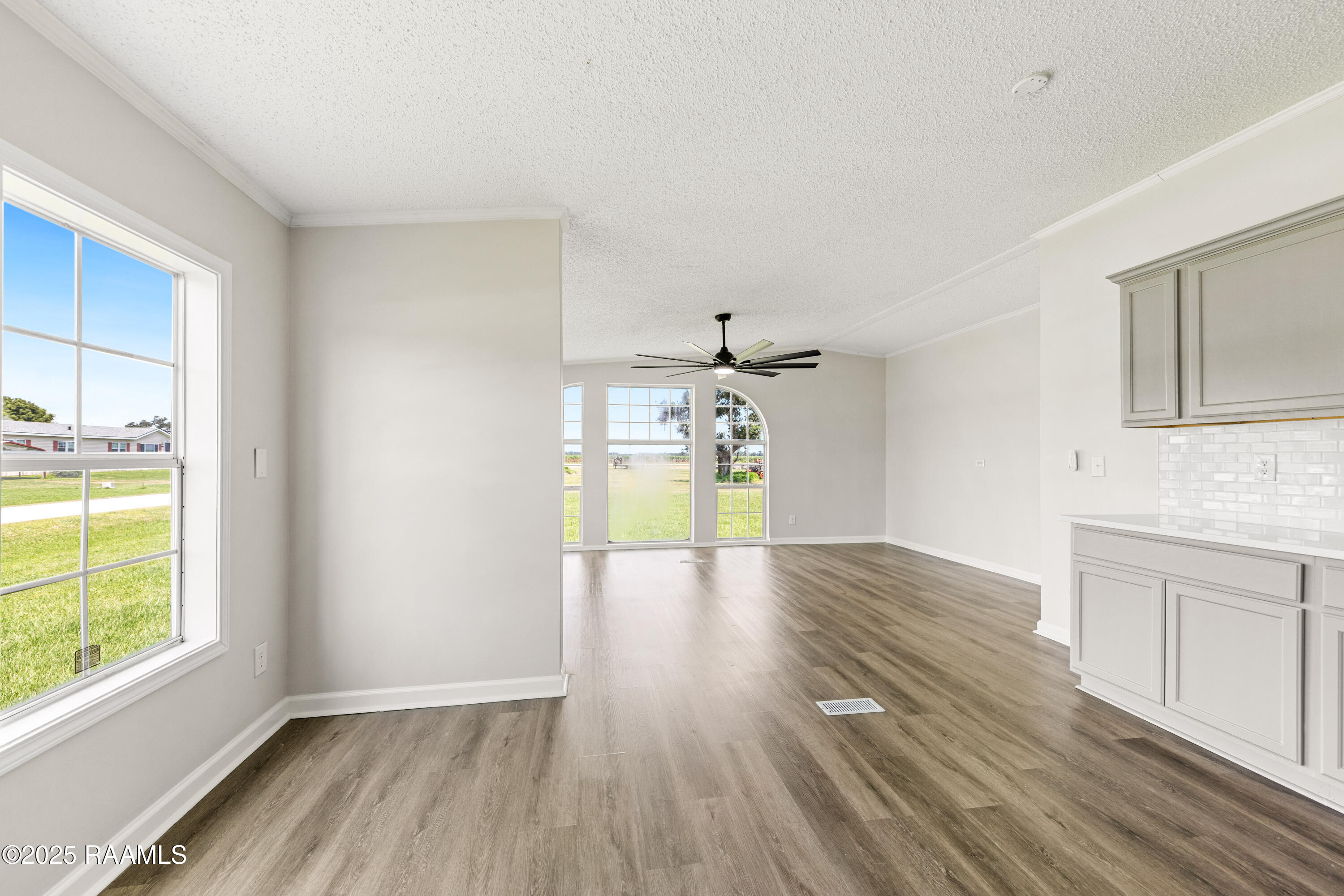 4014 Rue Martine New Iberia, LA 70560 - Photo 12 of 32 4014RueMartine-42