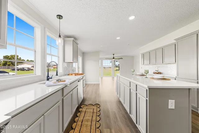 $180,000 | 4014 Rue Martine, New Iberia, LA 70560