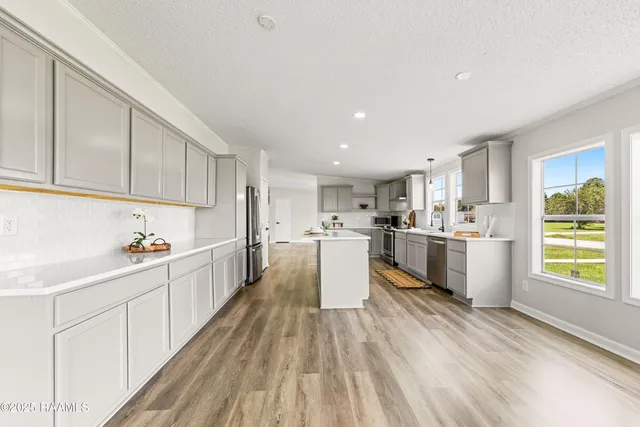 $180,000 | 4014 Rue Martine, New Iberia, LA 70560