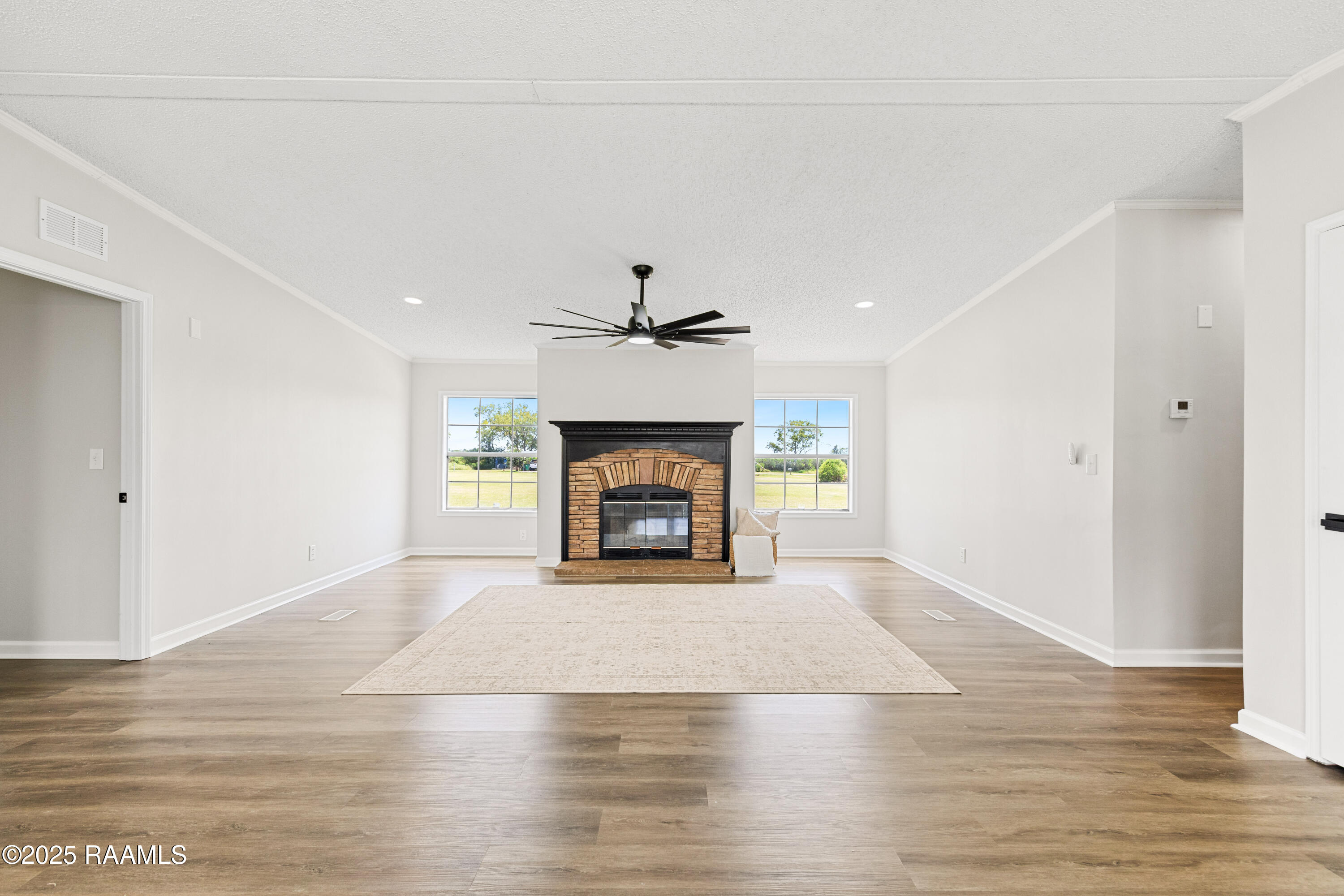 4014 Rue Martine New Iberia, LA 70560 - Photo 5 of 32 4014RueMartine-15