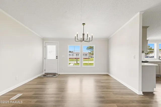 $180,000 | 4014 Rue Martine, New Iberia, LA 70560