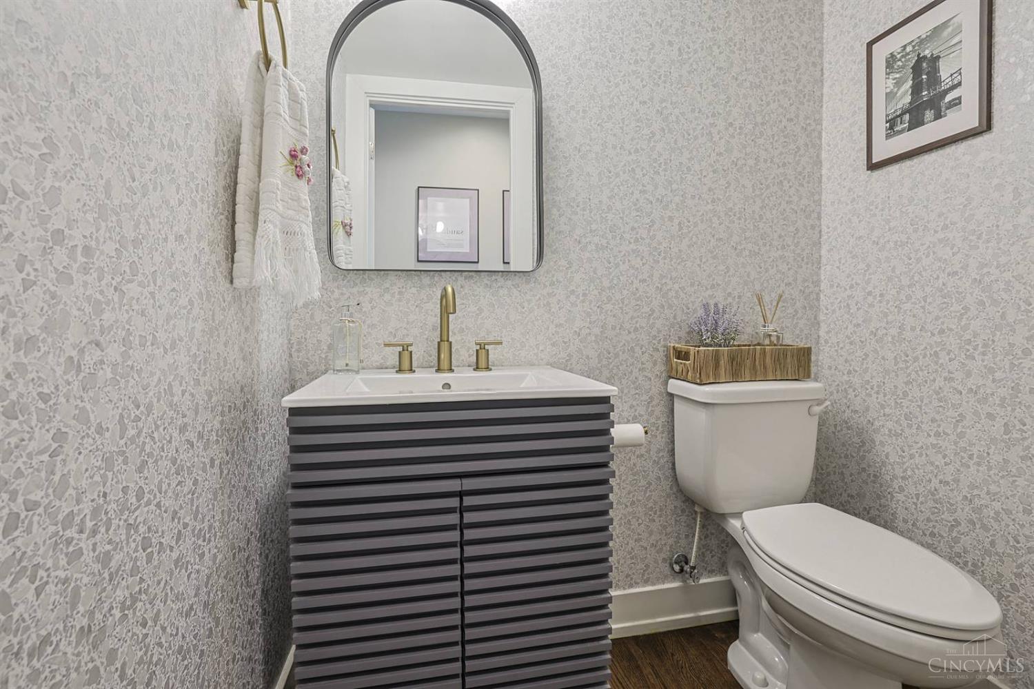 7212 Crinstead Court Cincinnati, OH 45243 - Photo 23 of 56