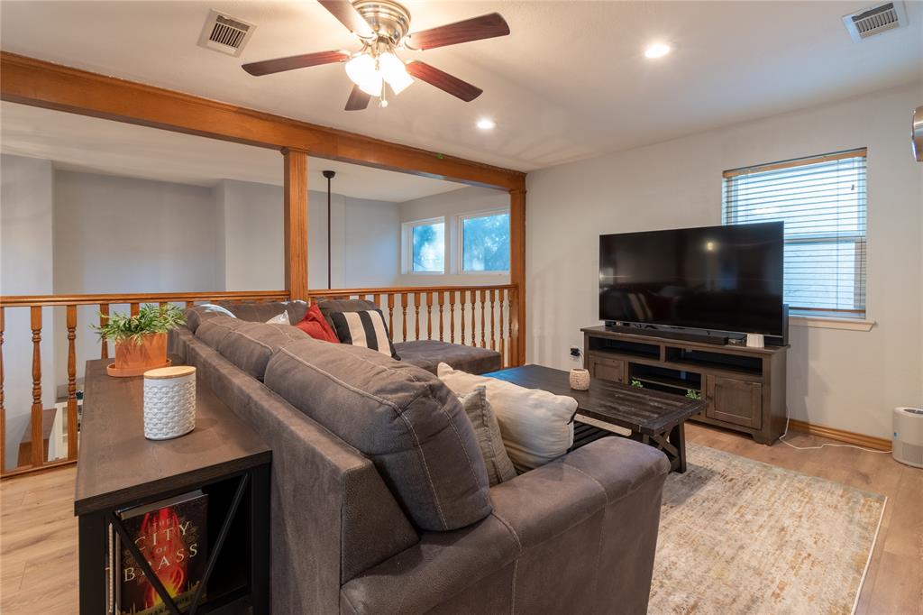 12206 Wightman Place Dallas, TX 75243 - Photo 17 of 22