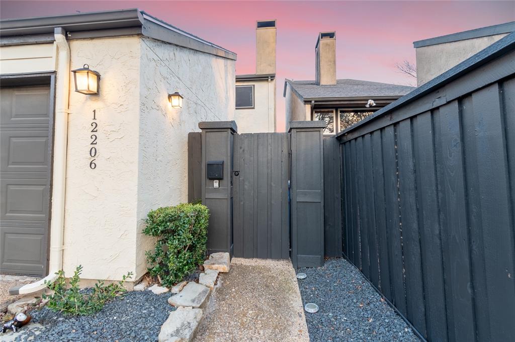 12206 Wightman Place Dallas, TX 75243 - Photo 3 of 22