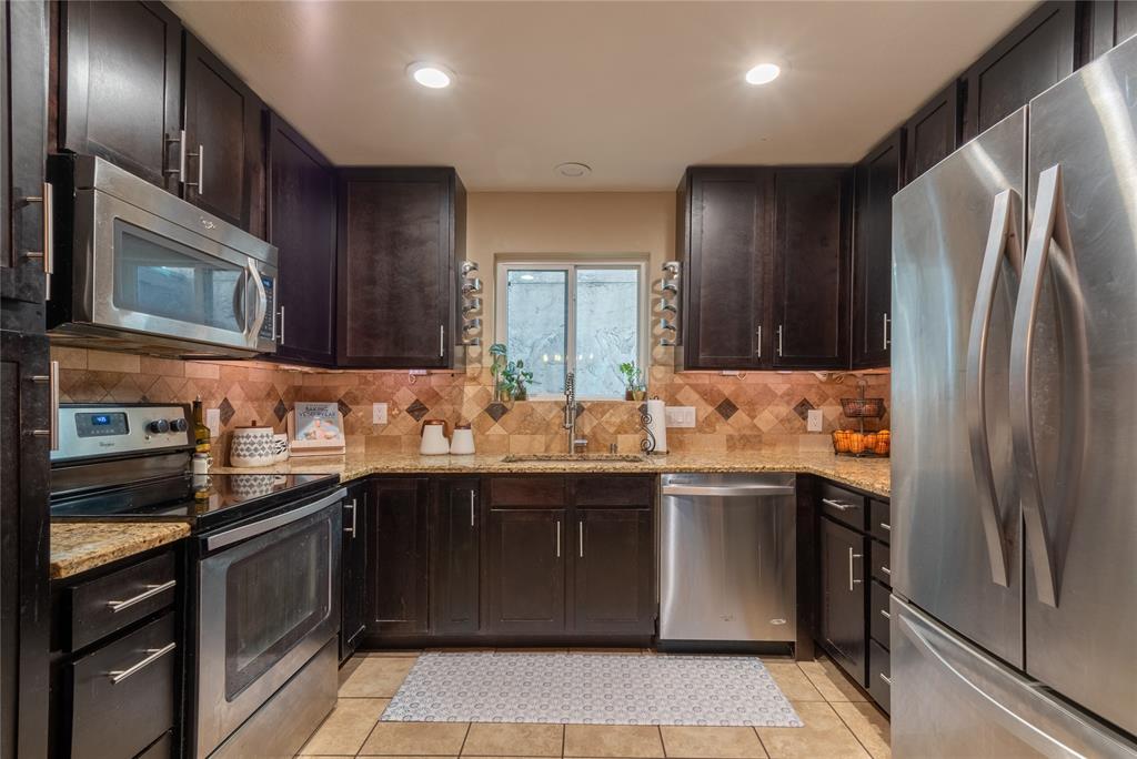 12206 Wightman Place Dallas, TX 75243 - Photo 9 of 22